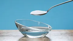 Acontece que muitas pessoas não neutralizam corretamente o bicarbonato com vinagre: um equívoco comum entre as donas de casa.