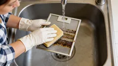 A exaustora ficará como nova em 15 minutos. Veja como limpar sem produtos químicos caros.